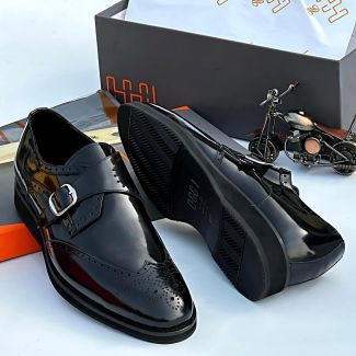 Oggi Single Strap Men Shoe Black "Wet-Look"