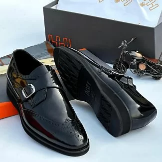 Oggi Single Strap Men Shoe Black "Wet-Look"