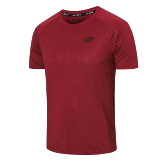 Nike Sporty T-Shirts Wine
