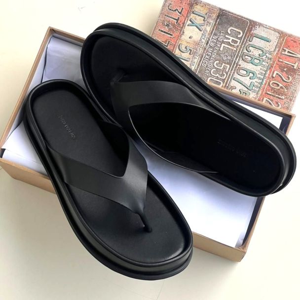 Zara Slippers Black