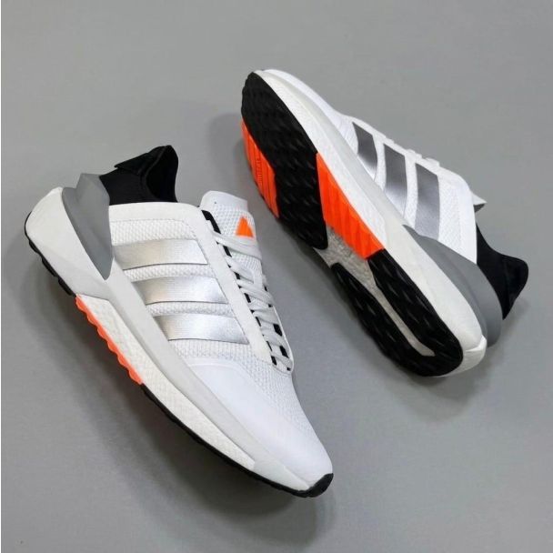 Adidas Avryn Sneakers White